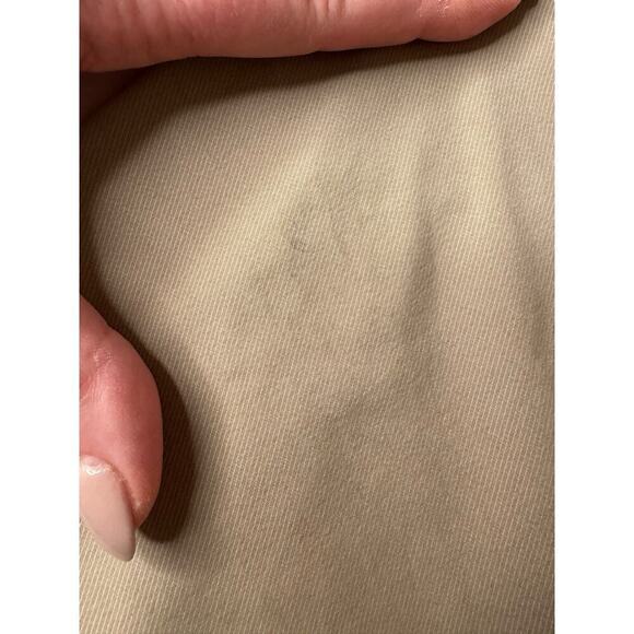 Travis Mathew Shorts Mens Size 38 Nylon Beige Golf Chinos Flat Front TINY FLAW - Picture 6 of 10